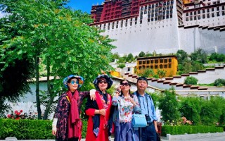 带妈妈去西藏旅游合适吗？中老年人去西藏旅游攻略分享一下？