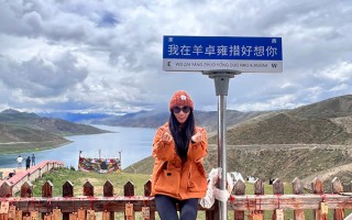 西藏旅游一般需要多少钱？两个人去西藏旅游准备一万元够了吗？