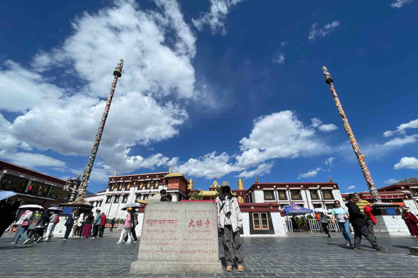 西藏旅游4月怎么玩最划算